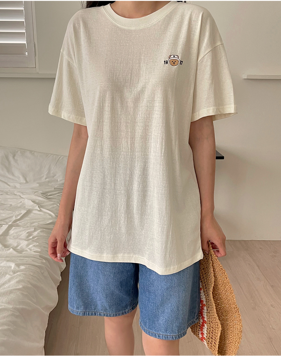 RIRINCO 1997ベアー刺繍半袖Tシャツ