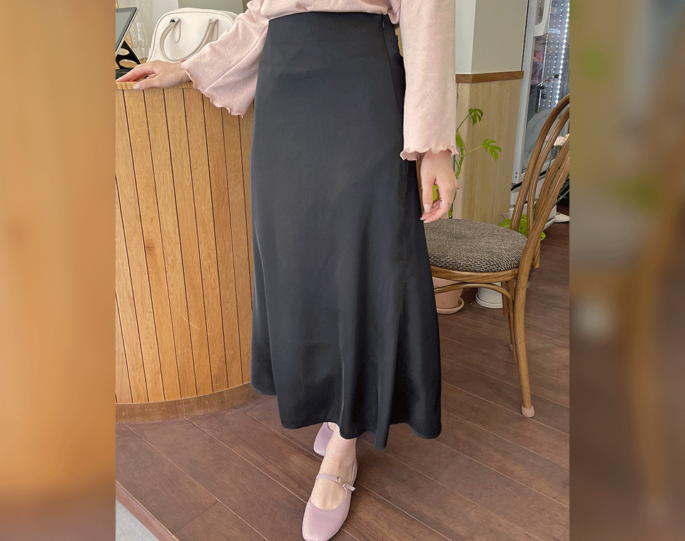 韓国 サテンマーメイドロングスカート