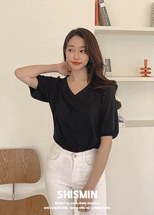 韓国 Vネックシャーリング半袖Tシャツ