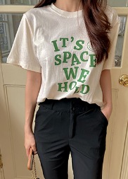 韓国 英文ロゴプリントラウンドネックTシャツ